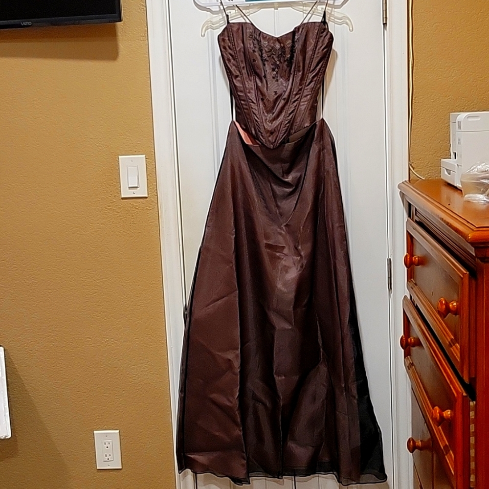 FAVIANA New York 2 piece dress. Size 6